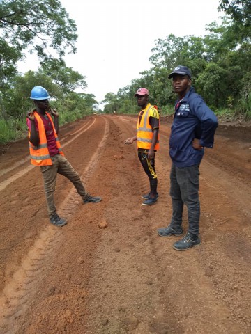 <span id='diak'>ENTRETIEN DE 10.50km A TOKOUNOU</span> 
	<a class='icon image-popup d-flex justify-content-center align-items-center'      
	href='__upload/IMG-20190801-WA0105.jpg' style='font-size:18px;color:darkred'>Voir plus!</a>