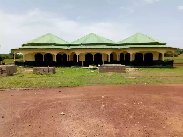 <span id='diak'>FOYER CORANIQUE DE LOROMBO, DABOLA</span> <a class='icon image-popup d-flex justify-content-center align-items-center'      href='__upload/IMG-20190801-WA0172.jpg' style='font-size:18px;color:darkred'>Voir plus!</a>